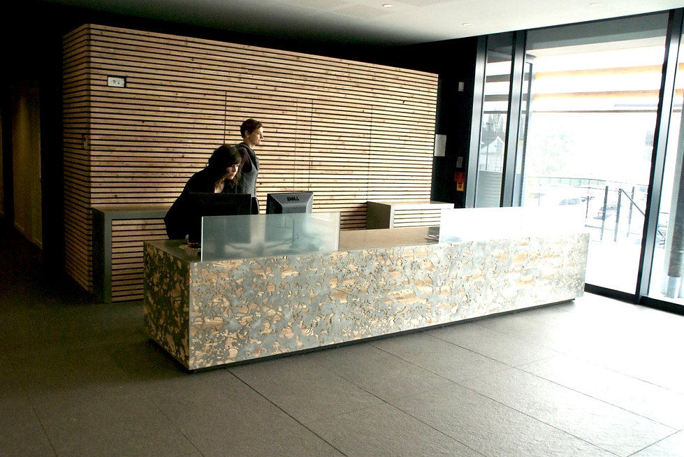 Banque d'accueil.