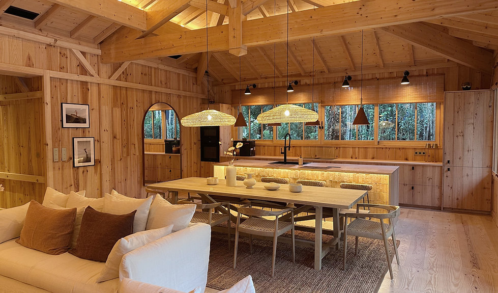Cuisine sur mesure en pin des landes ,